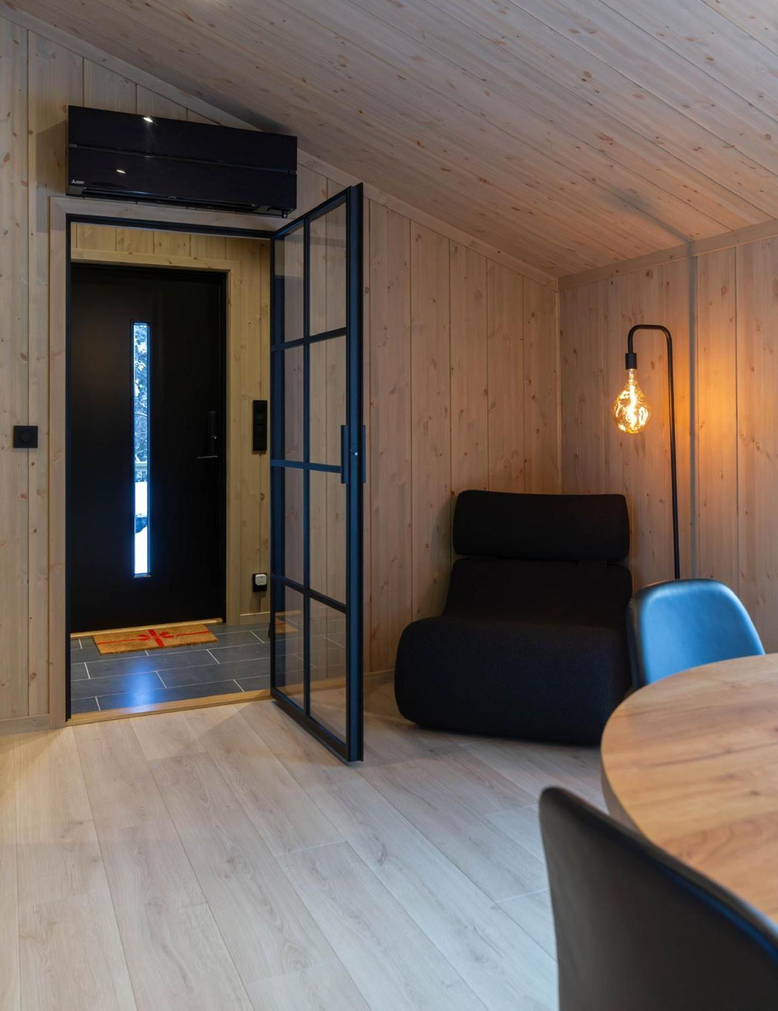 High Standard Cabin Close To The Fla City Center Exterior foto